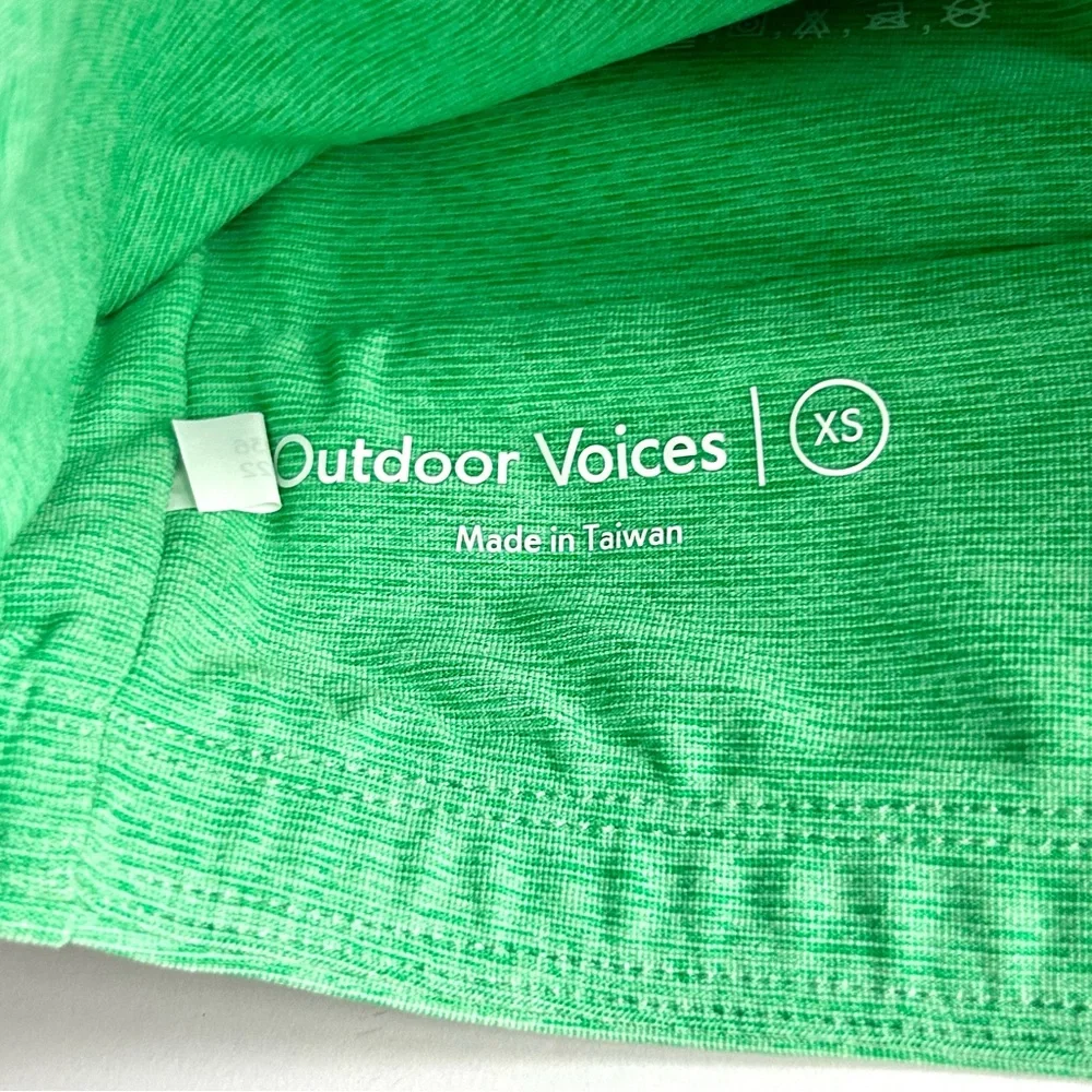 🍒NWT Outdoor Voices Venus Crop Top in Jadeite/Green. Size: XS - Picture 9 of 12